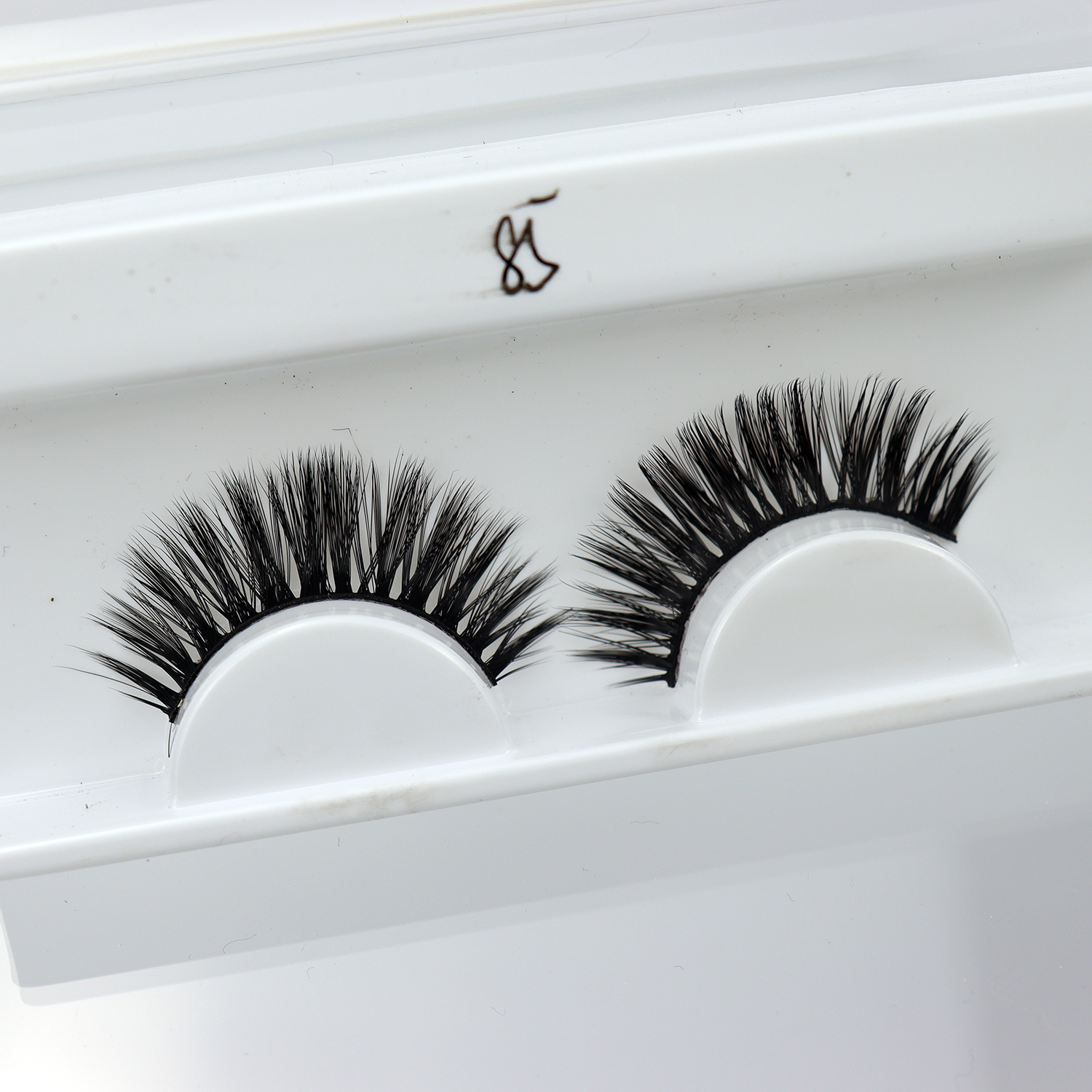 Private Label Volume Lash Extensions 0.03 0.05 0.07 Mink Individual Eyelash Makeup Supplier 25mm Siberian Mink Lash Trays