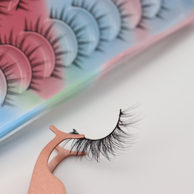 2023 Trend Style Eye Lash Maker for Holiday Beauty Fashion Eyelash