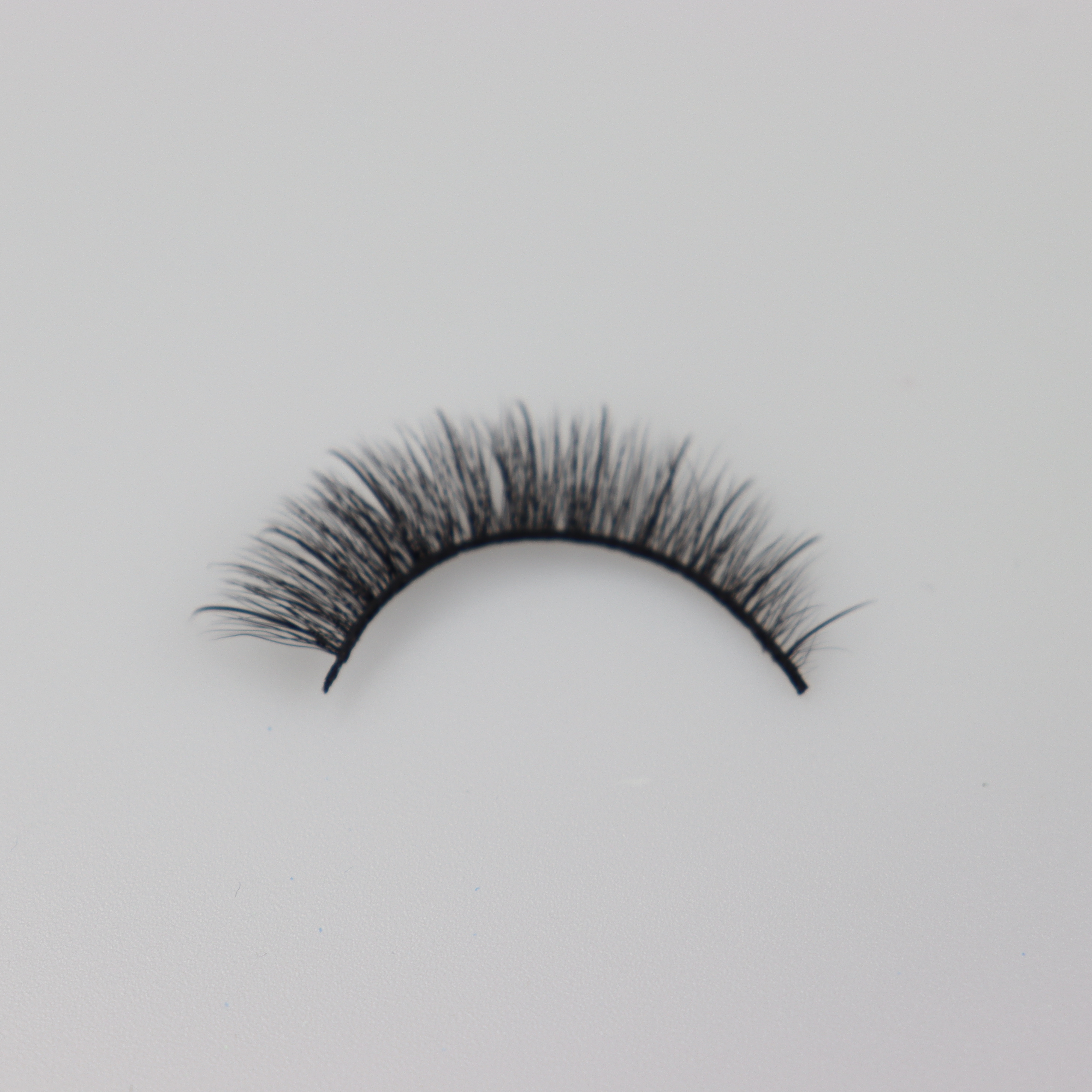 Barbie OEM Synthetic Lashes Cruelty Free Clear Band Lashes Manufacturer